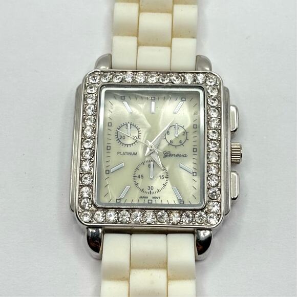 Retro Silver & White Men's Watch - Picture 3 of 5